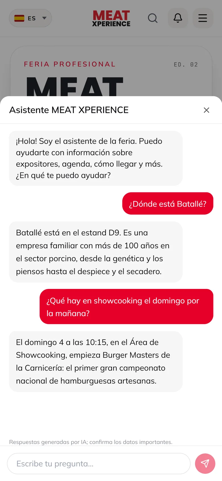 Chat del asistente respondiendo sobre expositores y horarios.